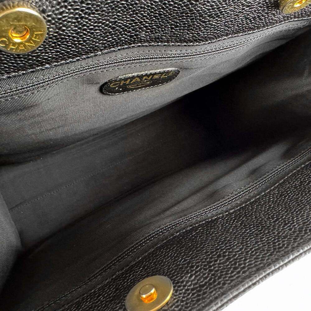 CHANEL Black Caviar Leather Shoulder Bag - Picture 5 of 15